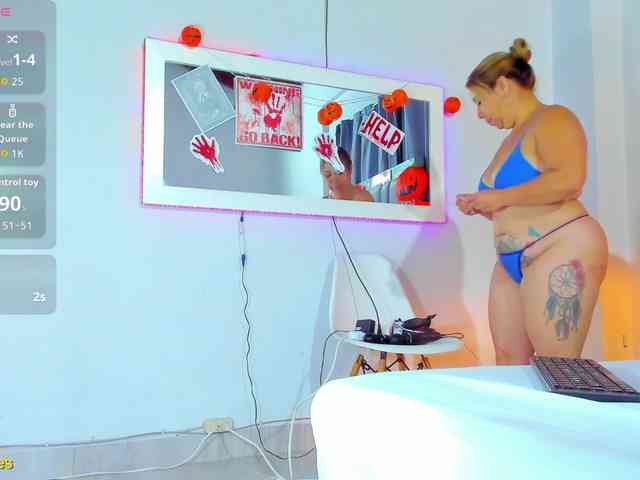 milfhorny69 webcam