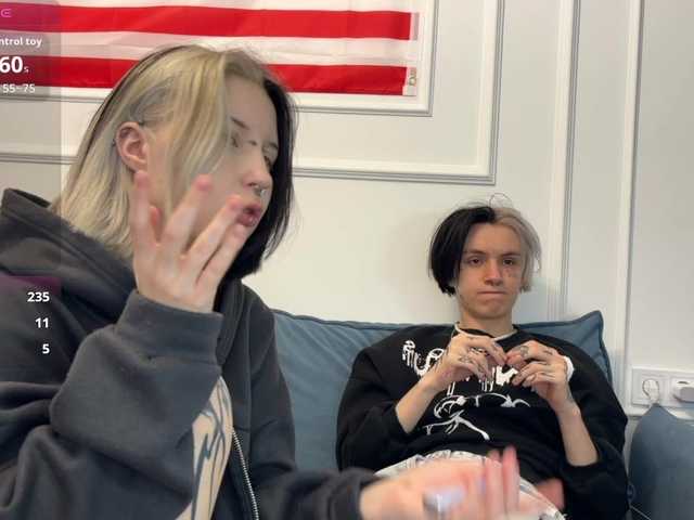 Entrez le videochat erotique avec le
modèle VeryRareTwins VeryRareTwins