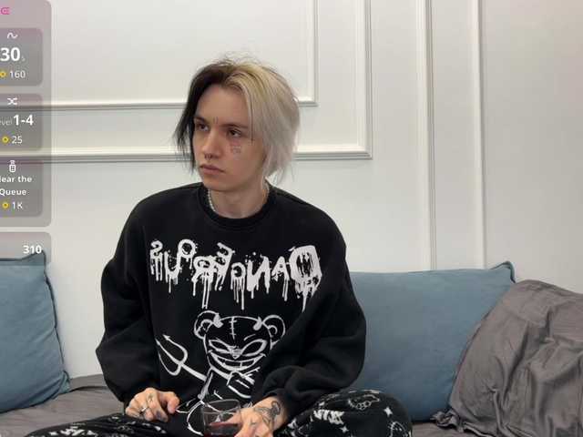 Gratis Live Sexcam mit VeryRareTwins VeryRareTwins