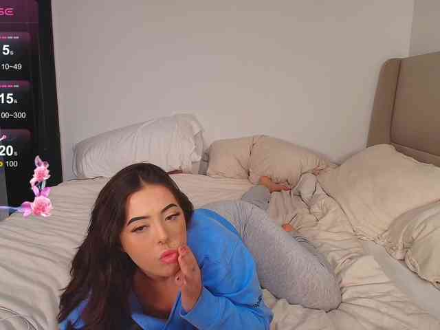 Liloshroxy webcam