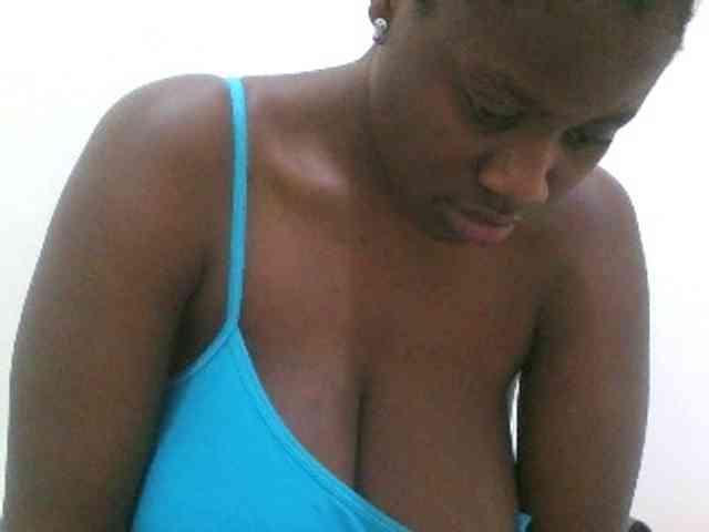 Bigboobs77 webcam