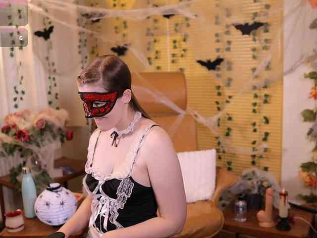 QuinnRMonroe webcam