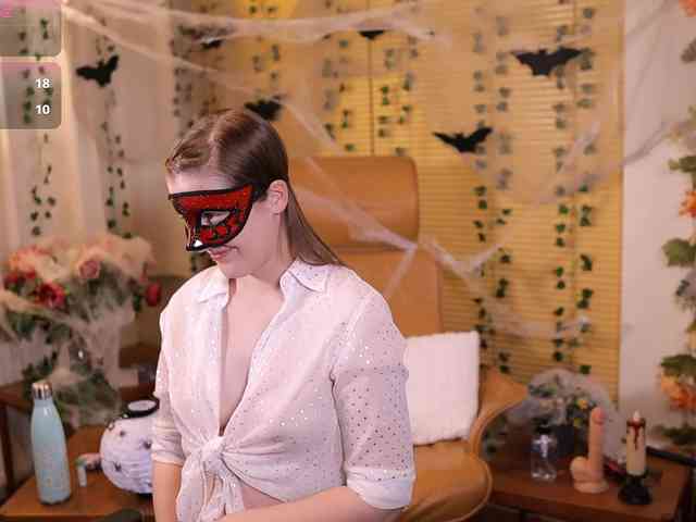 QuinnRMonroe webcam