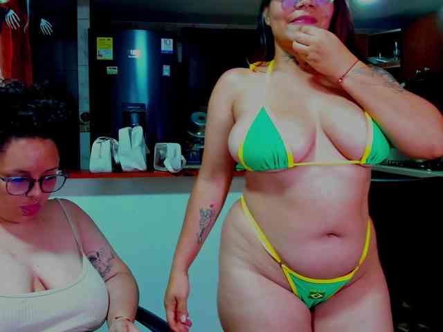 MABELANDDANNY webcam