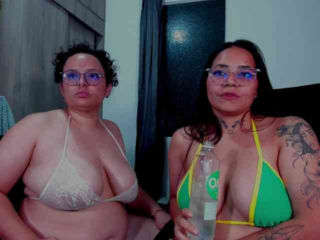 MABELANDDANNY webcam