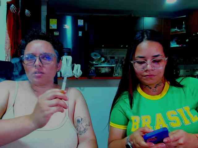 MABELANDDANNY webcam