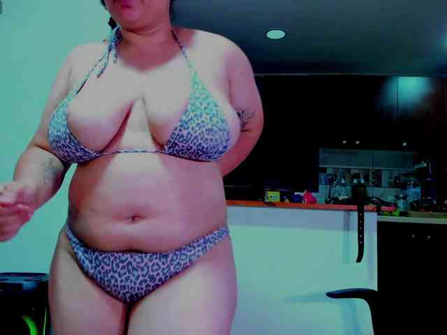 MABELANDDANNY webcam