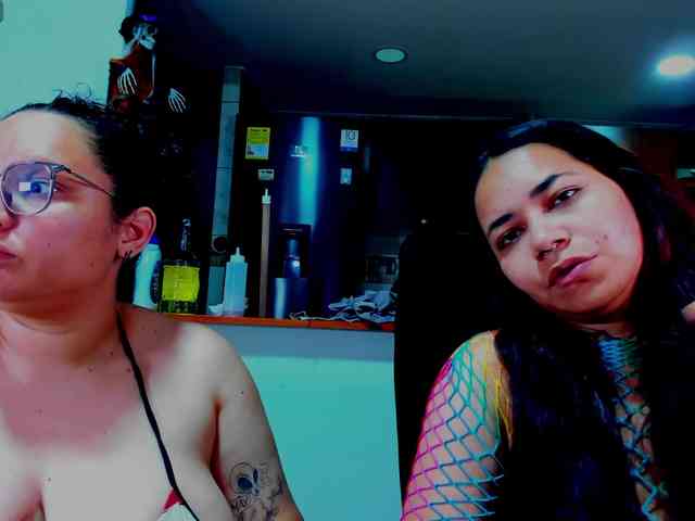 MABELANDDANNY webcam