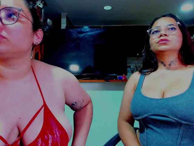 MABELANDDANNY webcam