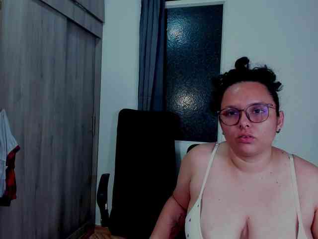MABELANDDANNY webcam