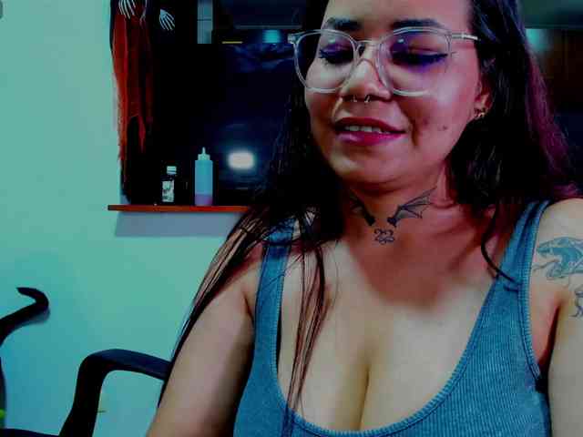 MABELANDDANNY webcam