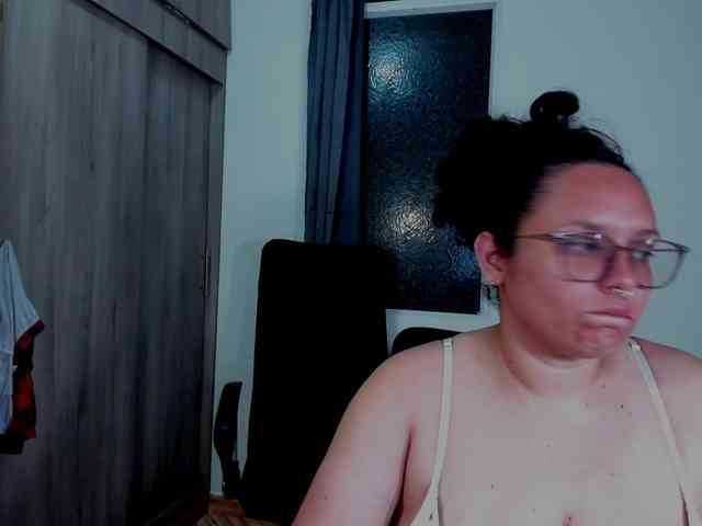 MABELANDDANNY webcam