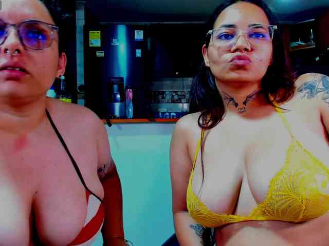 MABELANDDANNY webcam