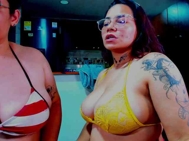 MABELANDDANNY webcam