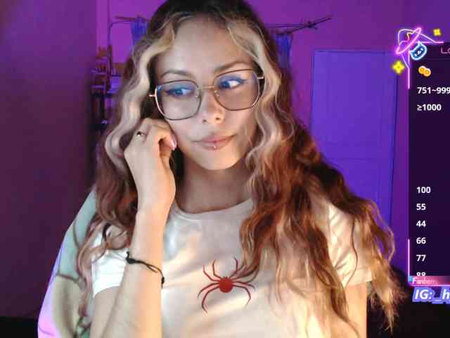 7Hana7 webcam