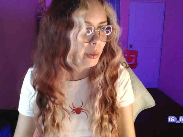 7Hana7 webcam