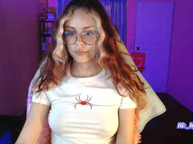 7Hana7 webcam