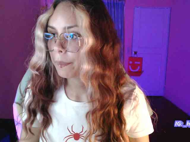 7Hana7 webcam