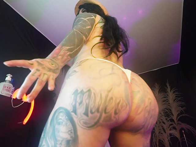 Angelacianuro webcam