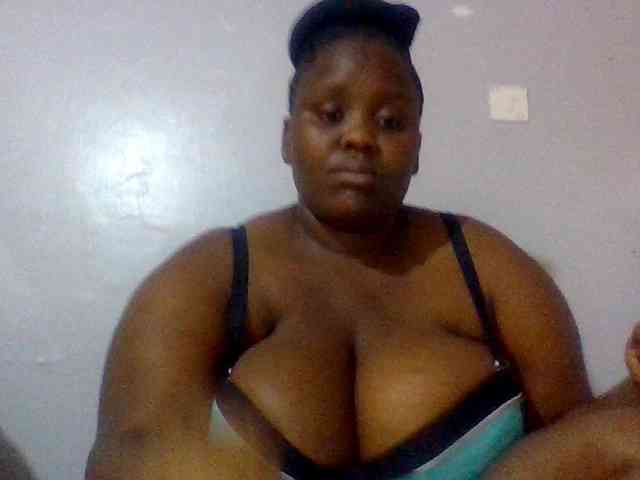 Bursty-Monique webcam