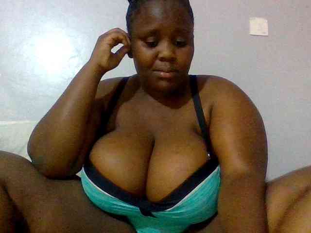 Bursty-Monique webcam