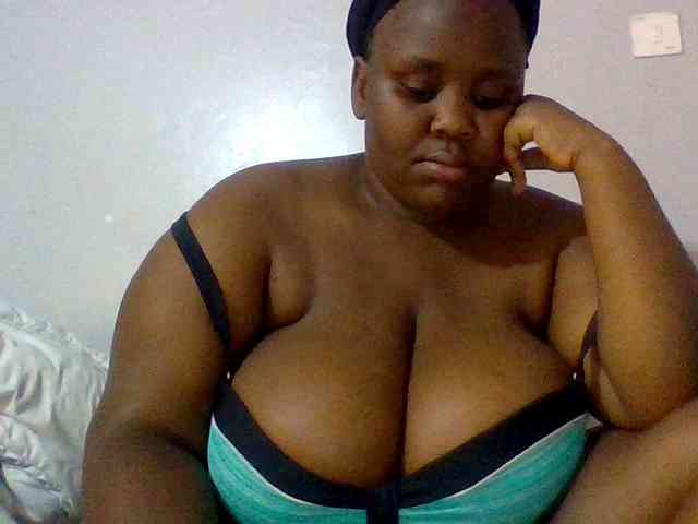 Bursty-Monique webcam