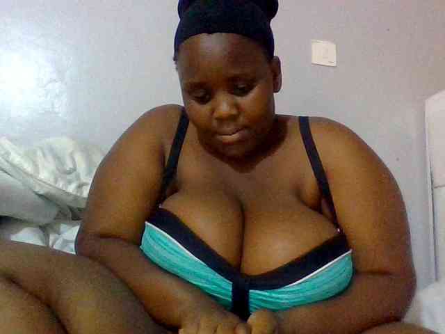 Bursty-Monique webcam