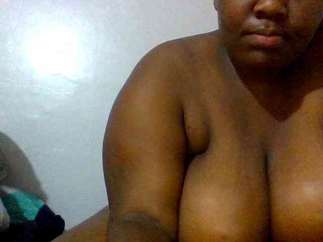 Bursty-Monique webcam