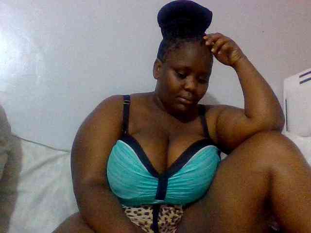 Bursty-Monique webcam