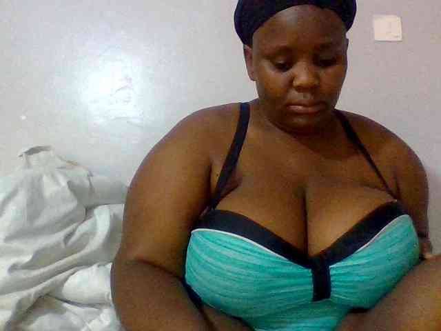 Bursty-Monique webcam