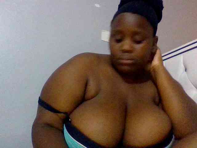 Bursty-Monique webcam