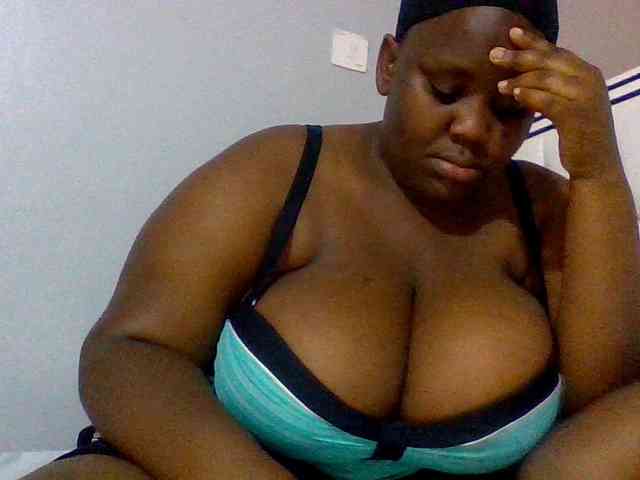 Bursty-Monique webcam