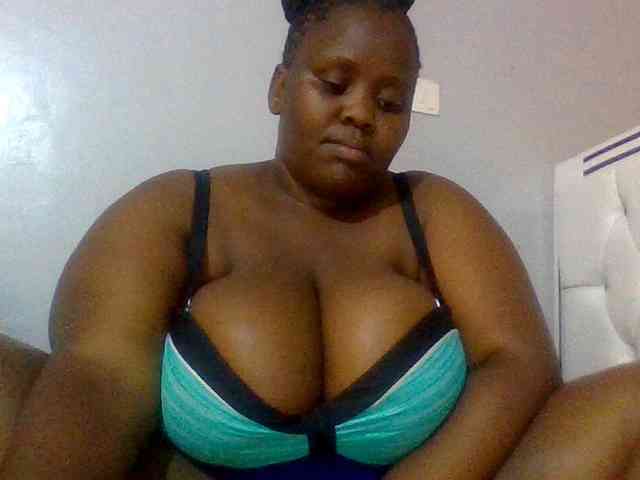 Bursty-Monique webcam