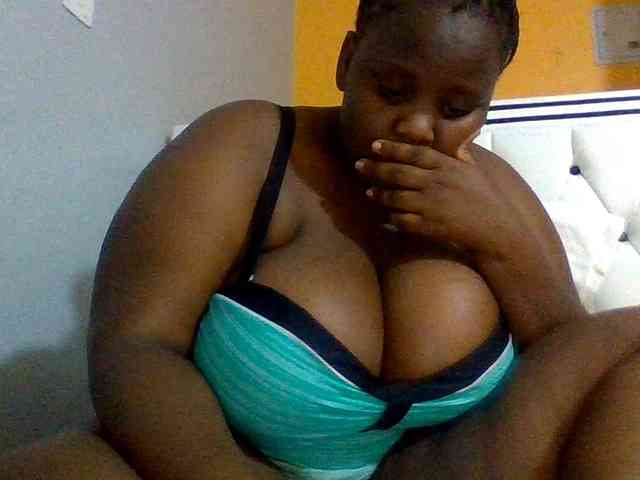 Bursty-Monique webcam