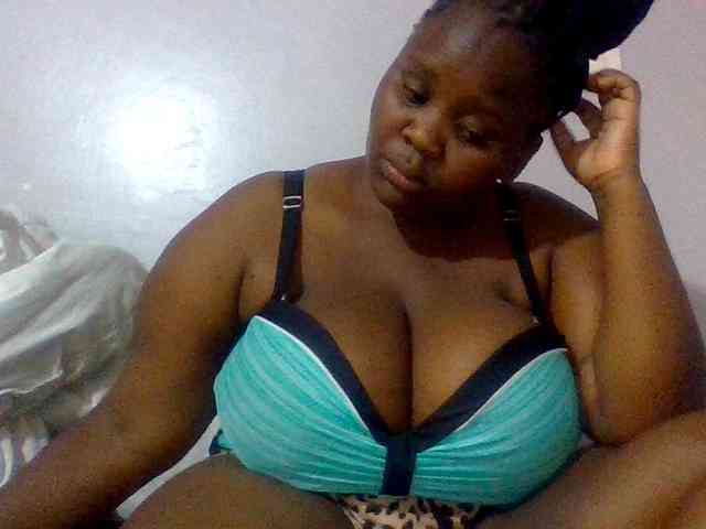 Bursty-Monique webcam