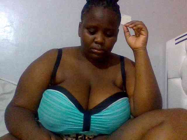 Bursty-Monique webcam