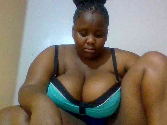 Bursty-Monique webcam