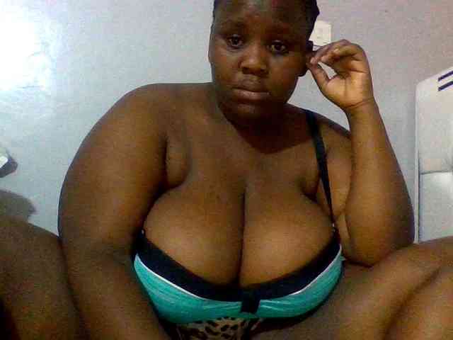 Bursty-Monique webcam