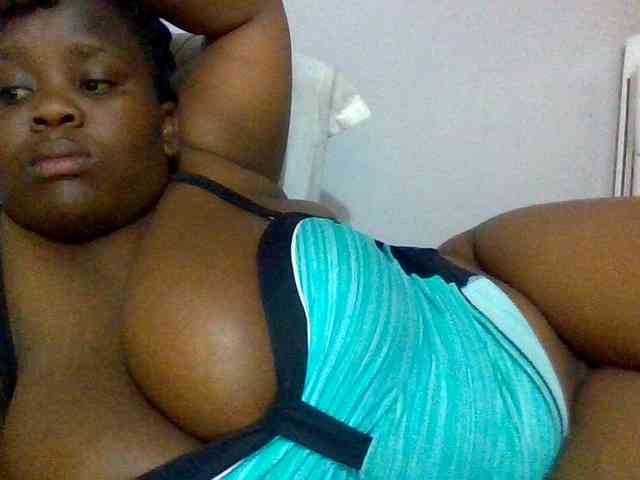 Bursty-Monique webcam