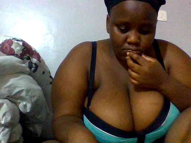 Bursty-Monique webcam