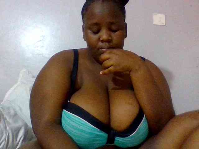 Bursty-Monique webcam