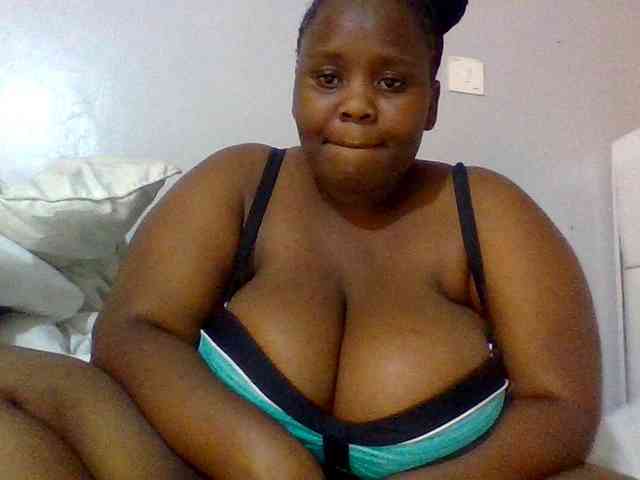 Bursty-Monique webcam