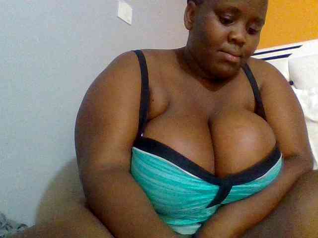 Bursty-Monique webcam