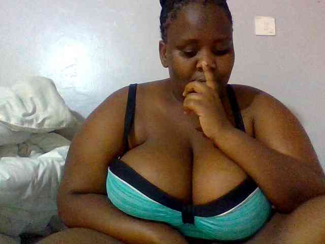 Bursty-Monique webcam