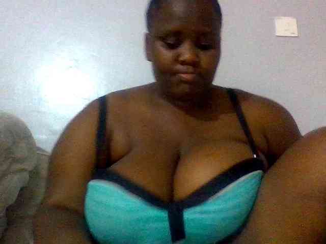Bursty-Monique webcam