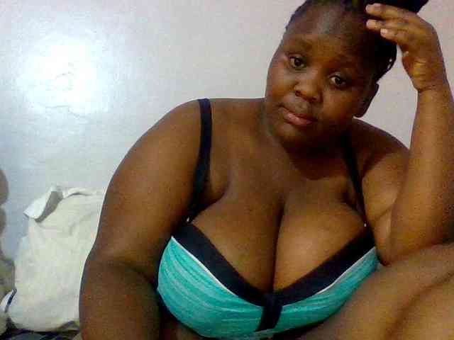 Bursty-Monique webcam