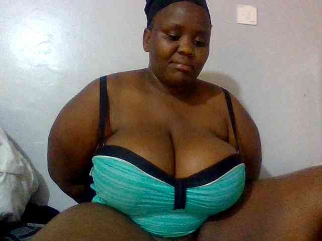 Bursty-Monique webcam
