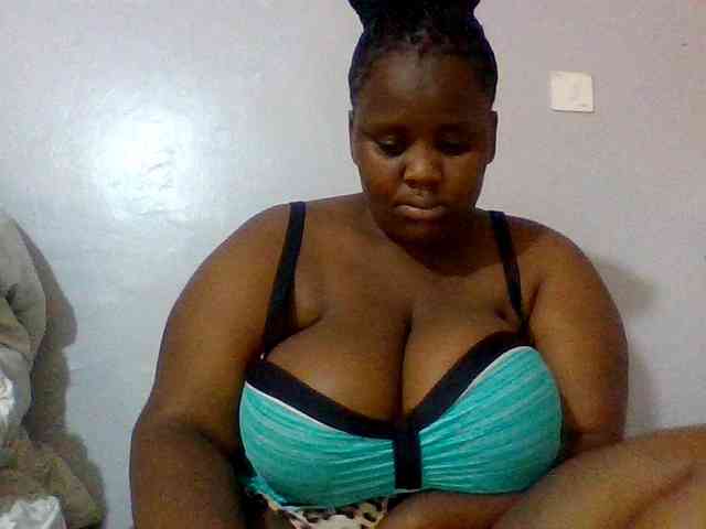Bursty-Monique webcam