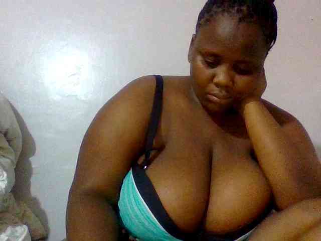 Bursty-Monique webcam