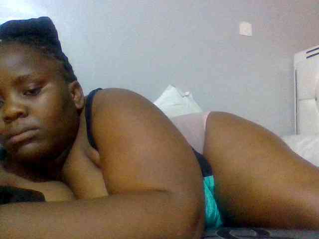 Bursty-Monique webcam